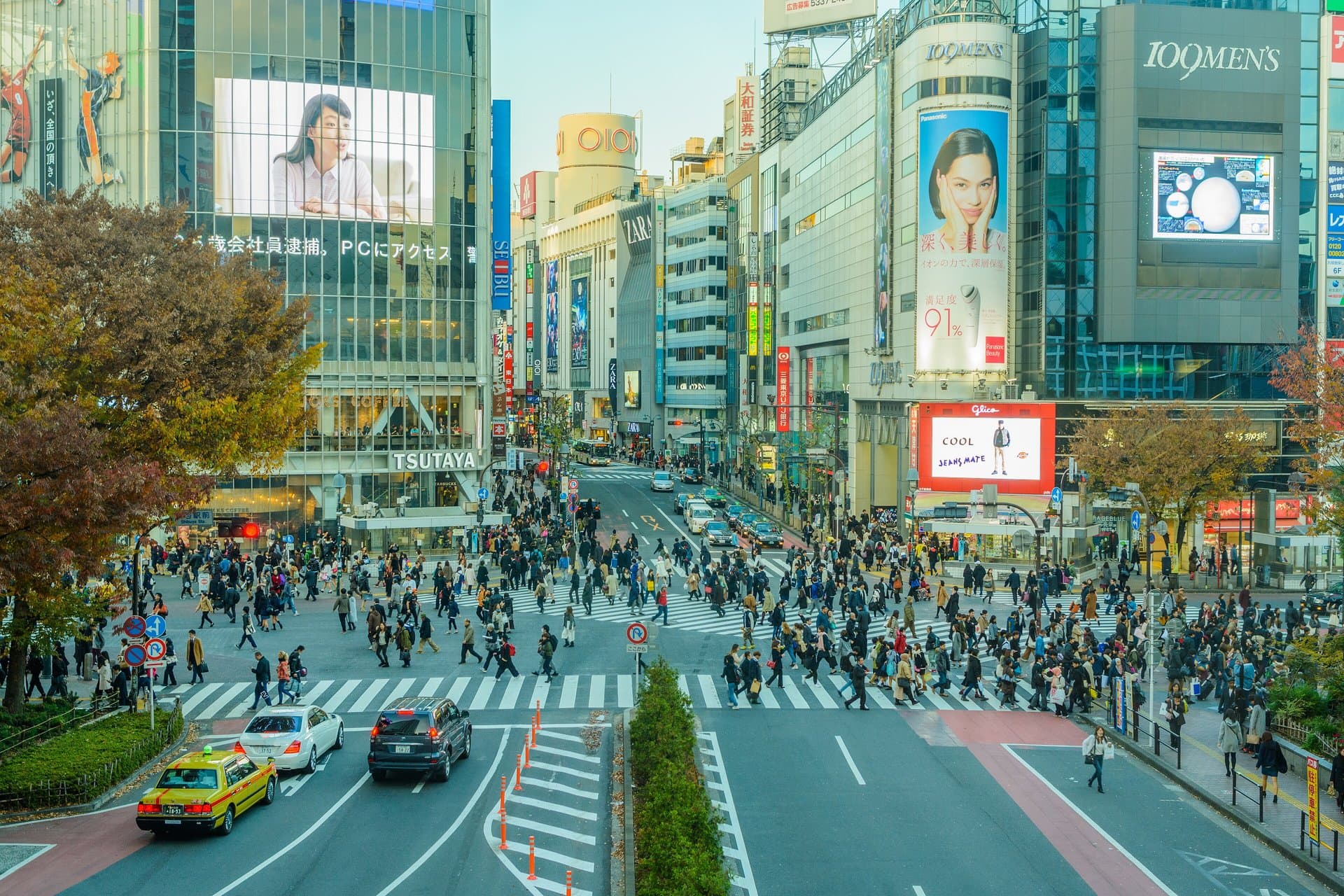 Pedestrians crossing the Shibuya Scramble Crossing in Tokyo